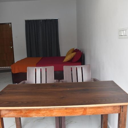 Gundappa Cafe Gokarna Kudle Beach Zewnętrze zdjęcie