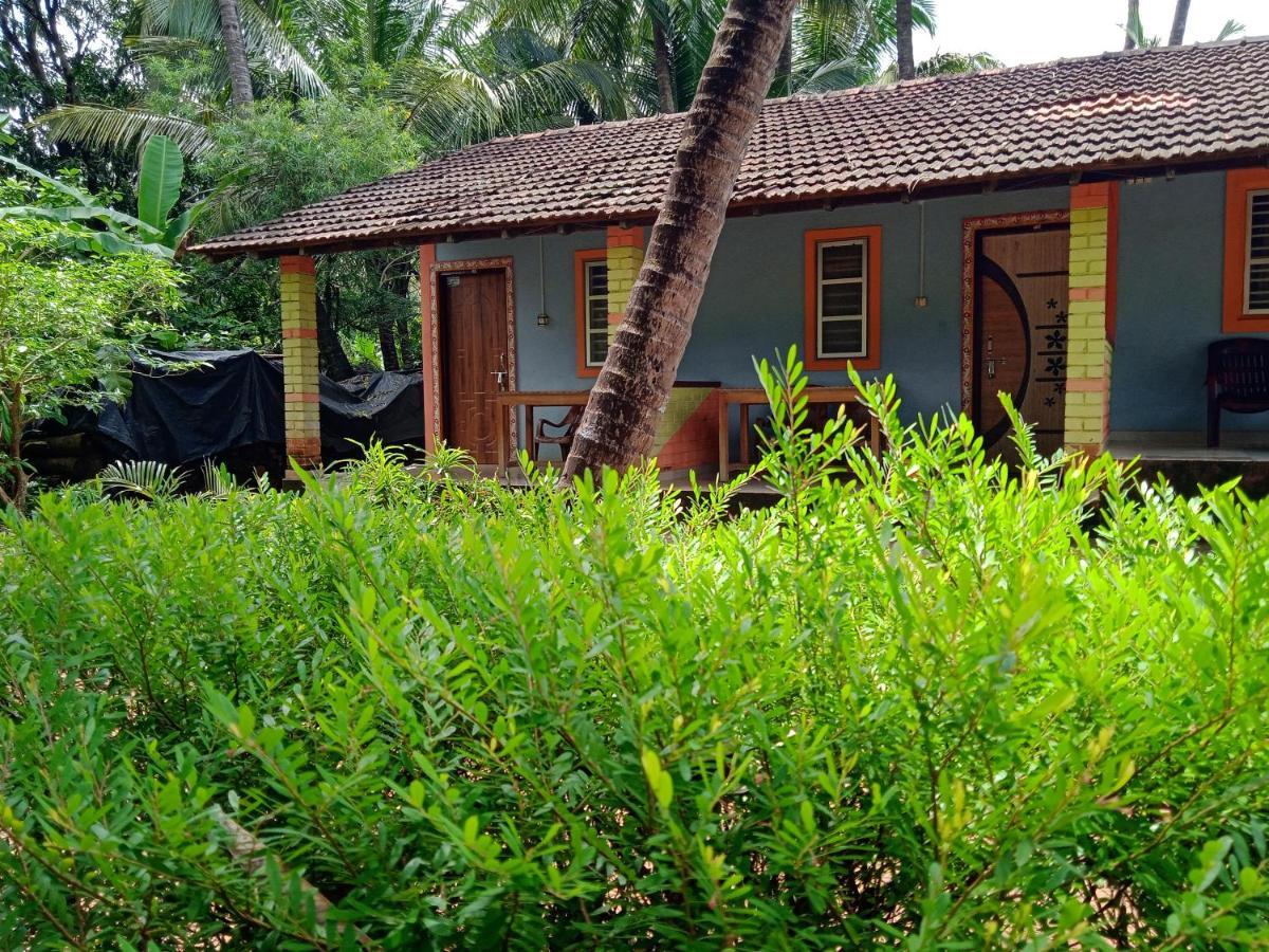 Gundappa Cafe Gokarna Kudle Beach Zewnętrze zdjęcie