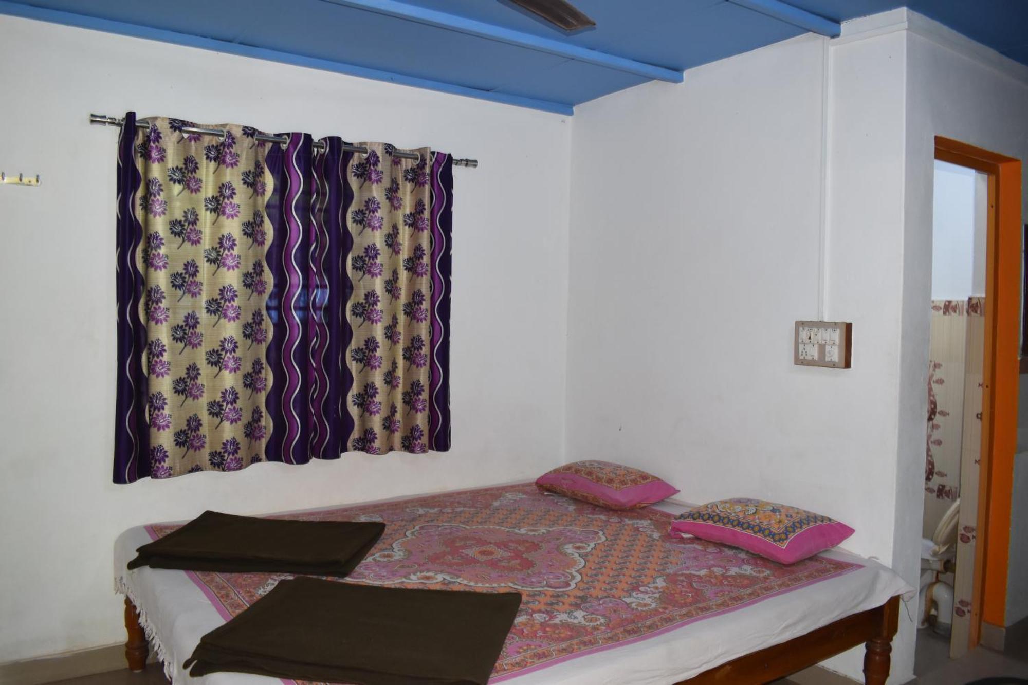 Gundappa Cafe Gokarna Kudle Beach Zewnętrze zdjęcie